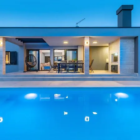 Lorena Dalmacija בית נופש