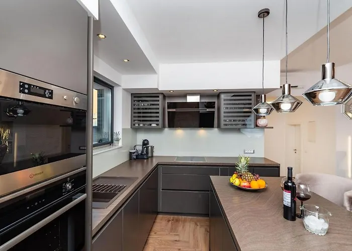 펜션 Lorena Dalmacija 닌