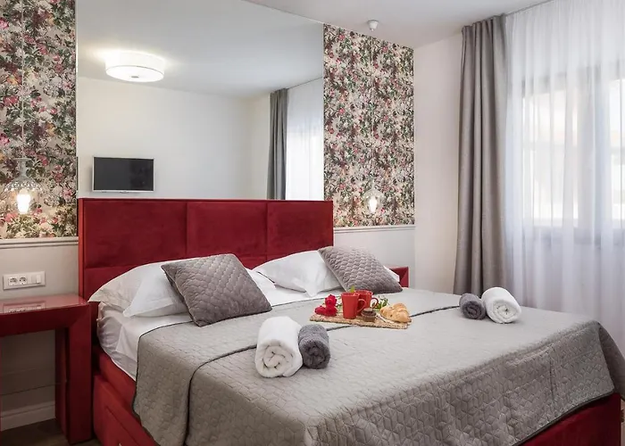 펜션 Lorena Dalmacija *