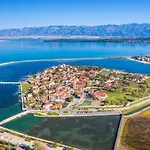 Lorena Dalmacija Holiday home