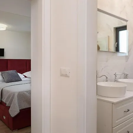 Lorena Dalmacija Holiday home