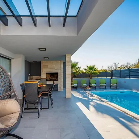 Lorena Dalmacija Nin