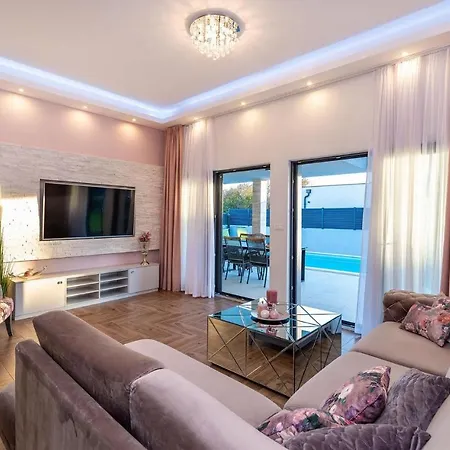 Holiday home Lorena Dalmacija