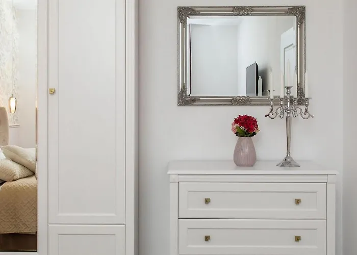 Lorena Dalmacija Vikendica *